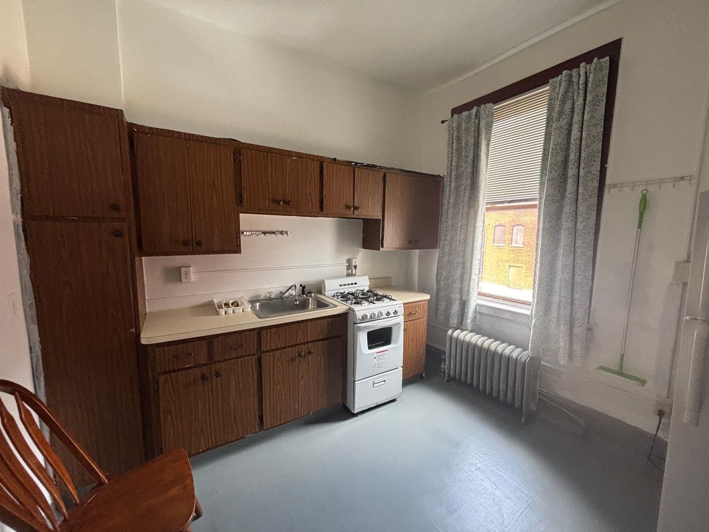 Binghamton Apartment: 109 Chenango Street