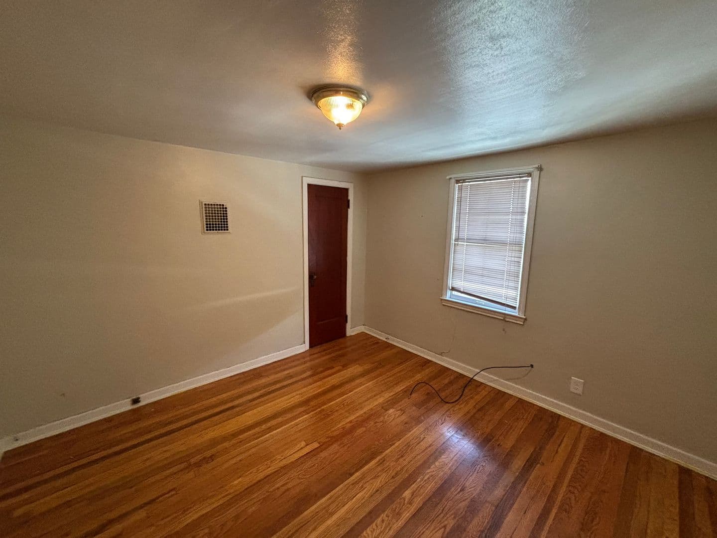 Johnson City Apartment: 23 New York Ave