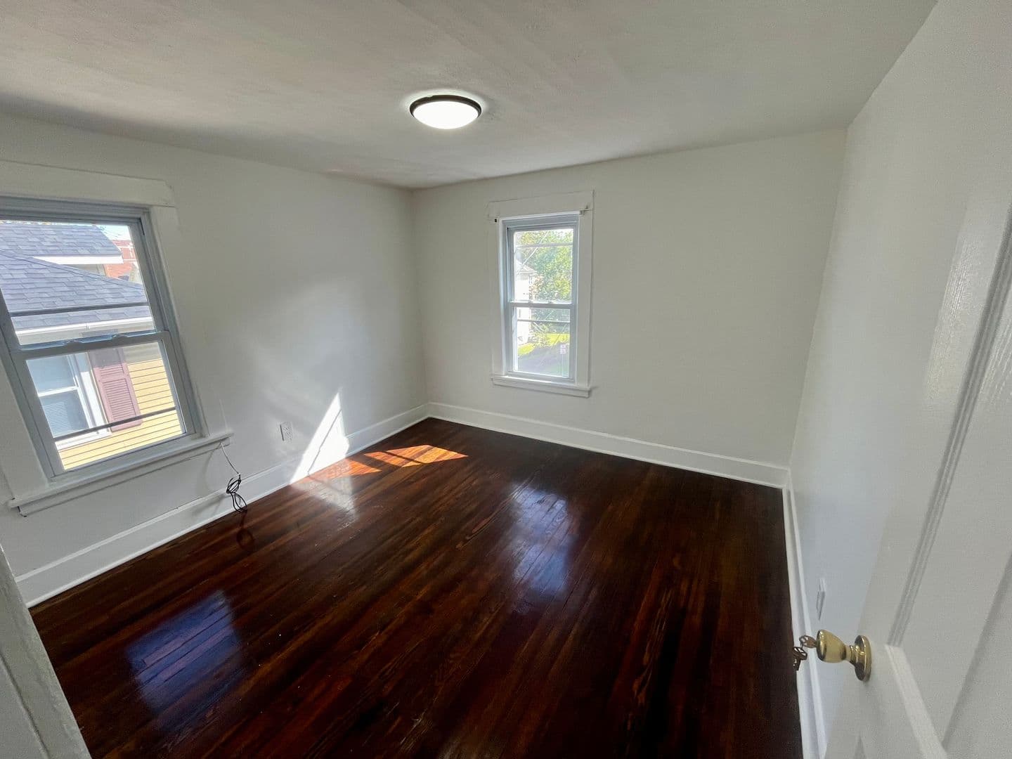Johnson City House: 60 Roberts st