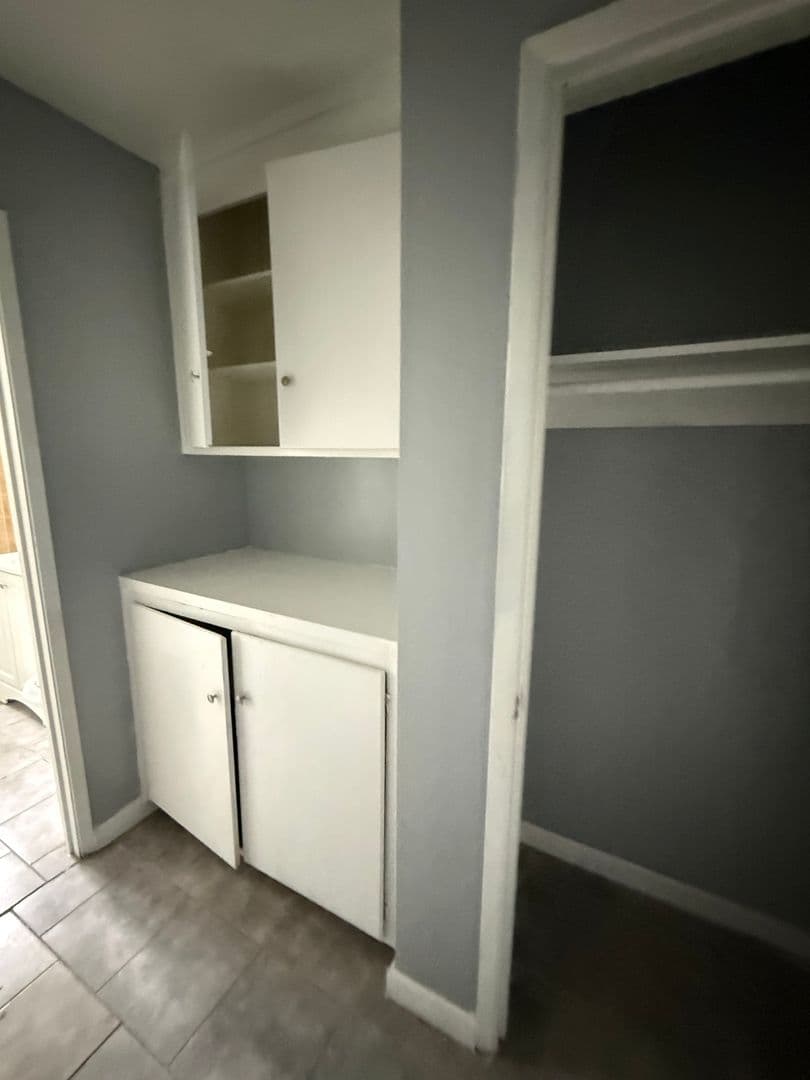 Sacramento Apartment: 701 Plaza Avenue