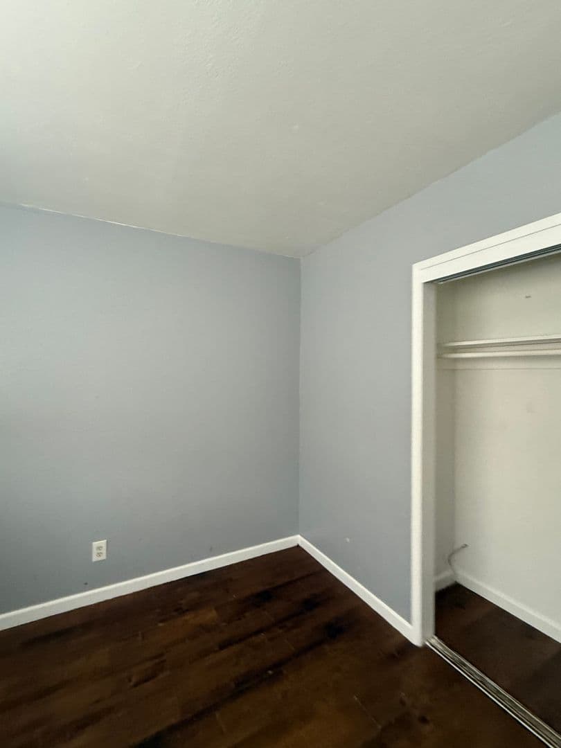 Sacramento Apartment: 618 Plaza Ave