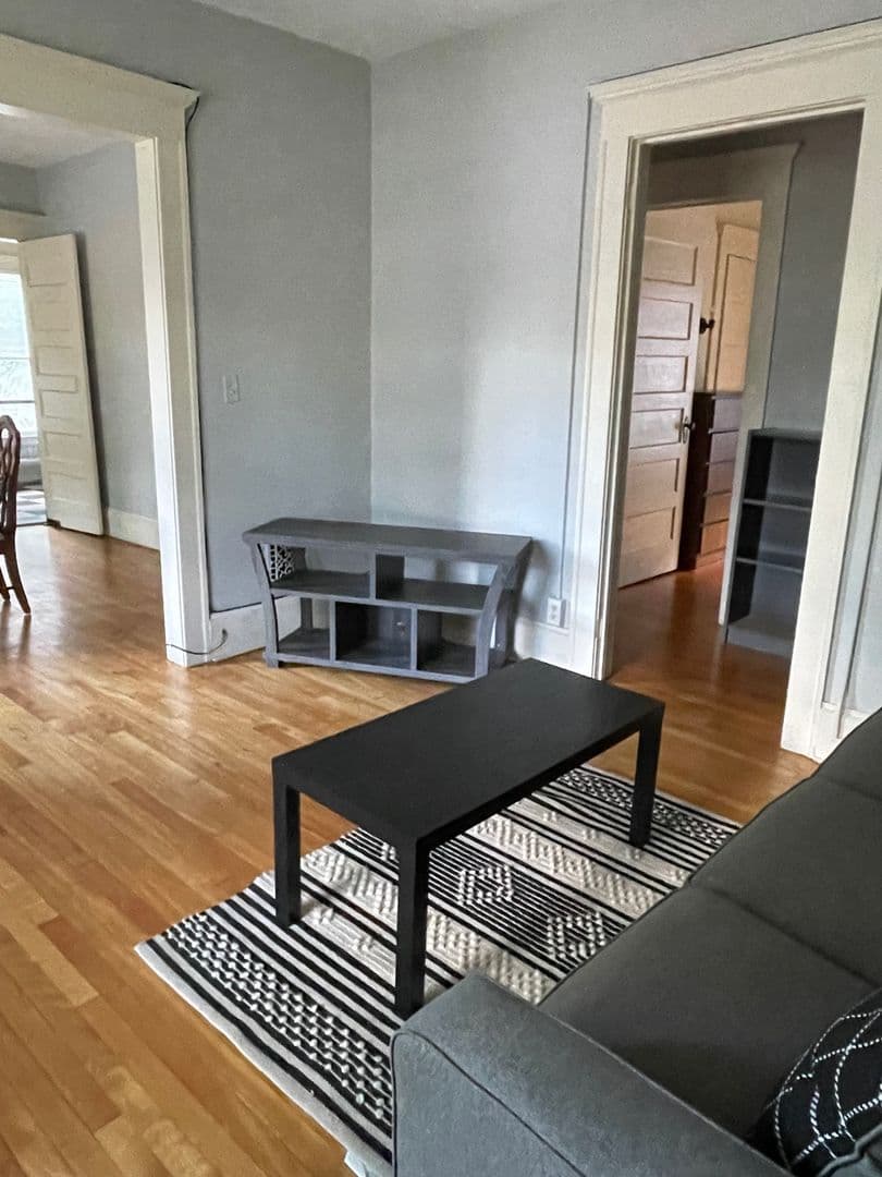 Syracuse Apartment: 106 Clarendon Street