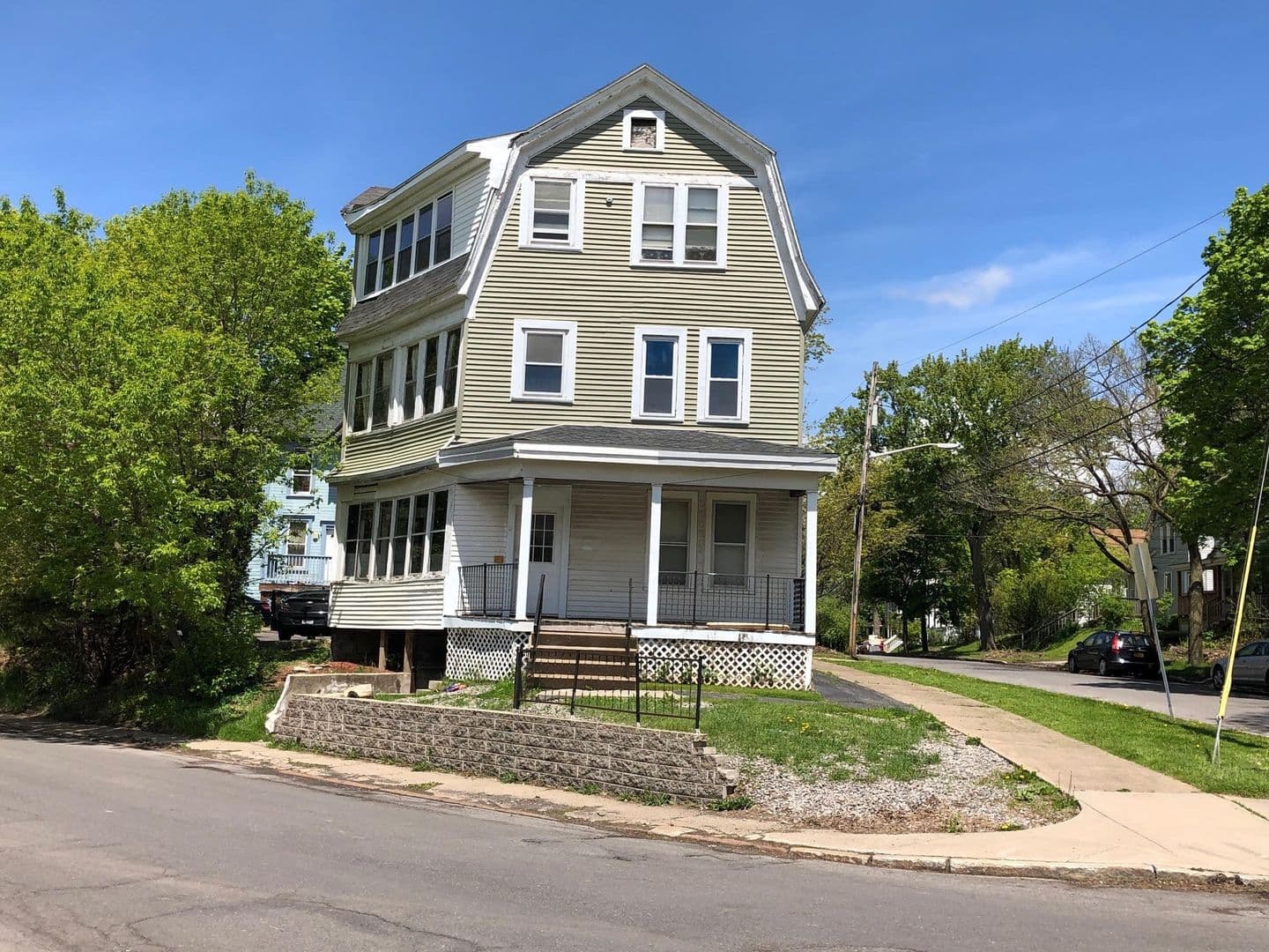 Syracuse Apartment: 519 S. Beech Street