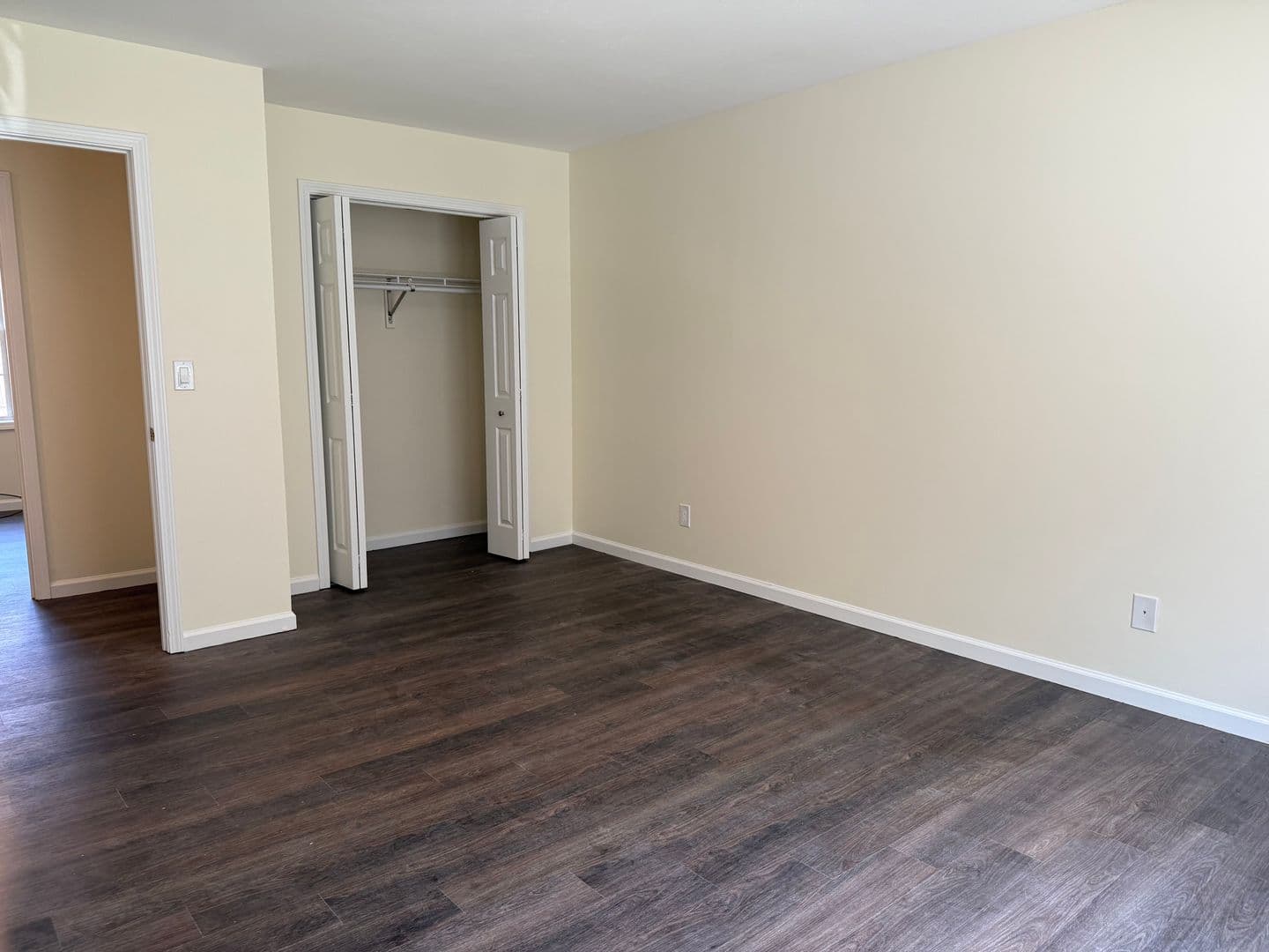 Manlius Apartment: 4671 Brickyard Falls Road