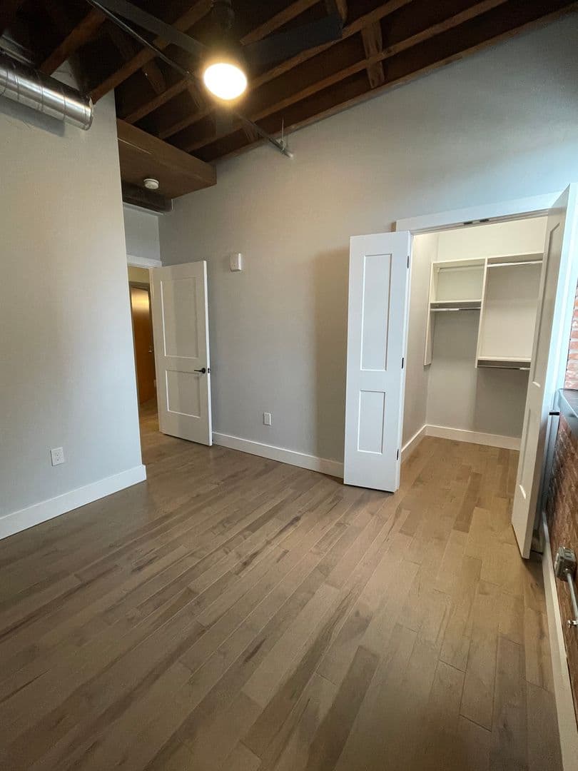 Utica Apartment: 119-137 Hotel Street - 301