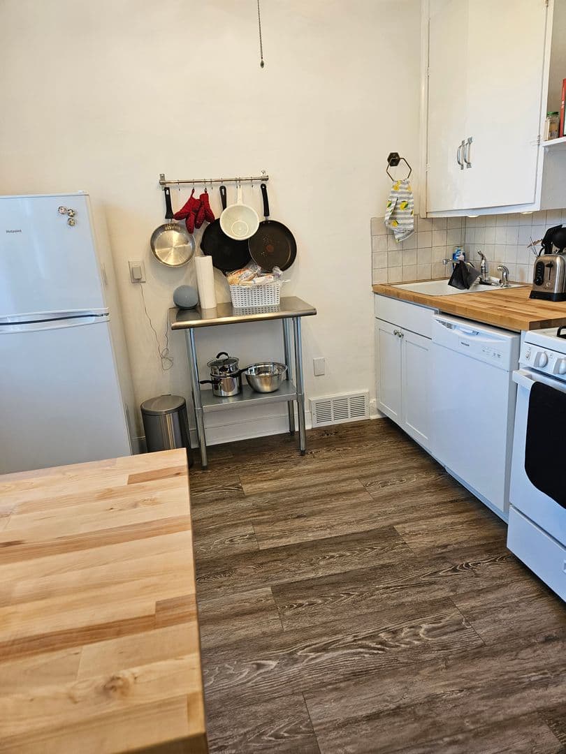 Fayetteville Apartment: 312 East Genesee Street