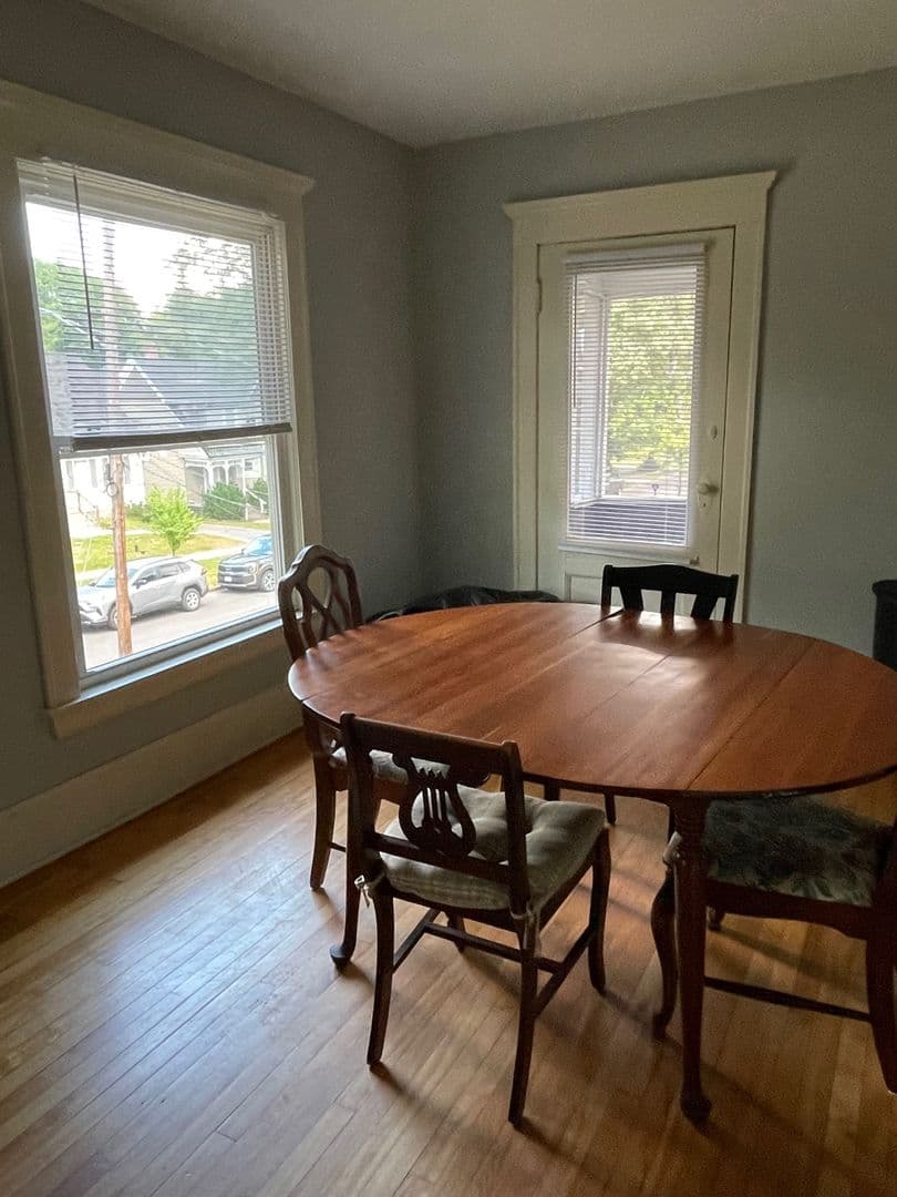 Syracuse Apartment: 106 Clarendon Street