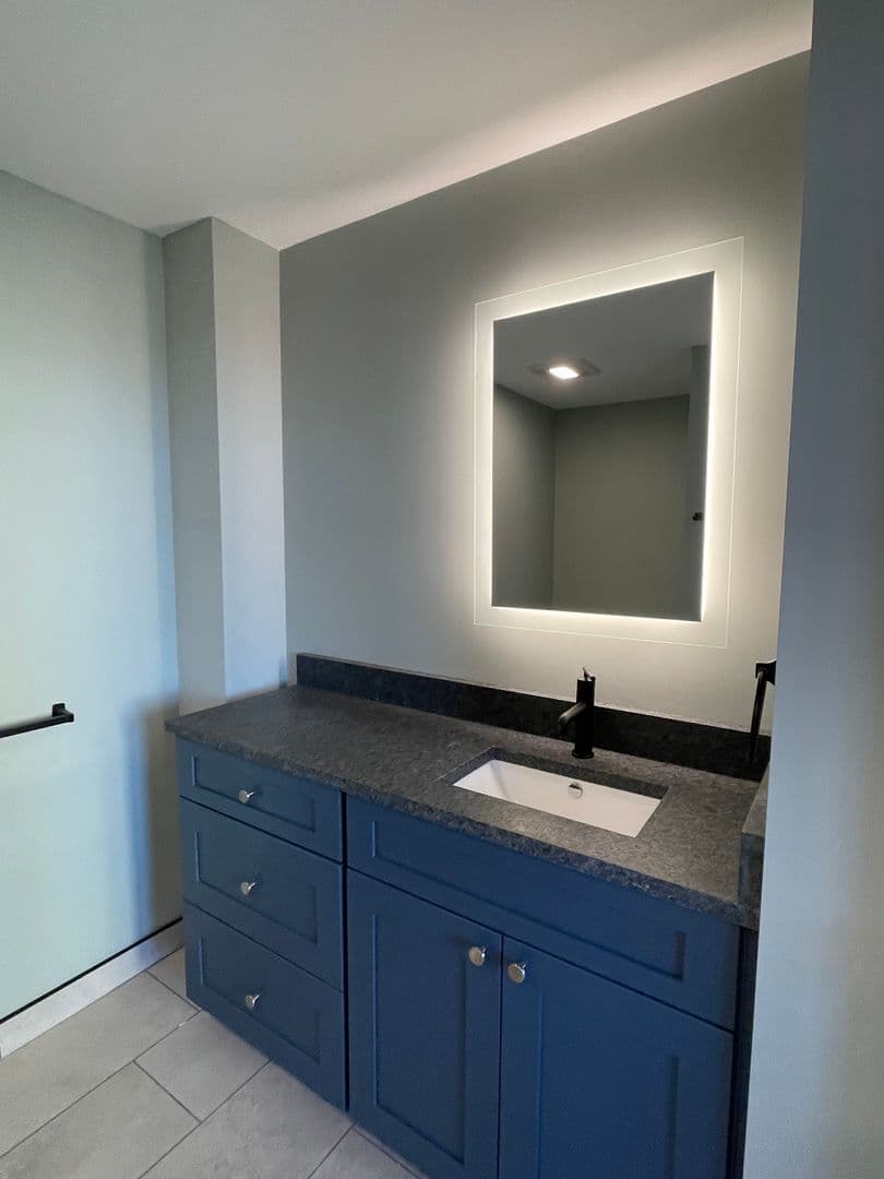 Utica Apartment: 239 Genesee Street