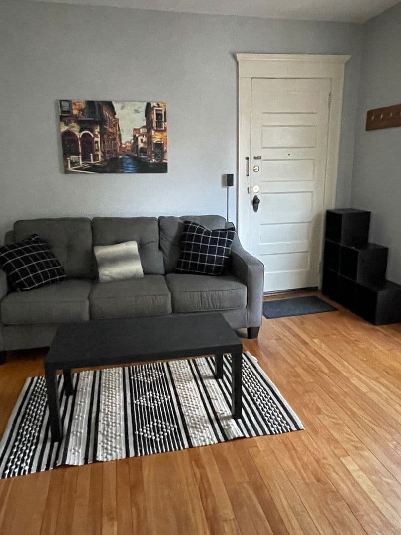 Syracuse Apartment: 106 Clarendon Street