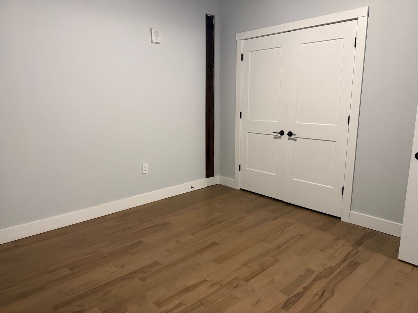 Utica Apartment: 119-137 Hotel Street - 102