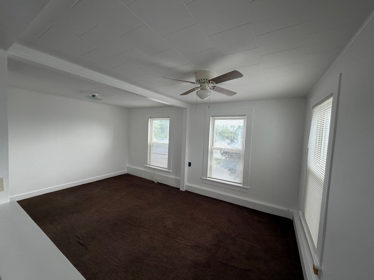 Cicero Apartment: 6395 Lakeshore Road