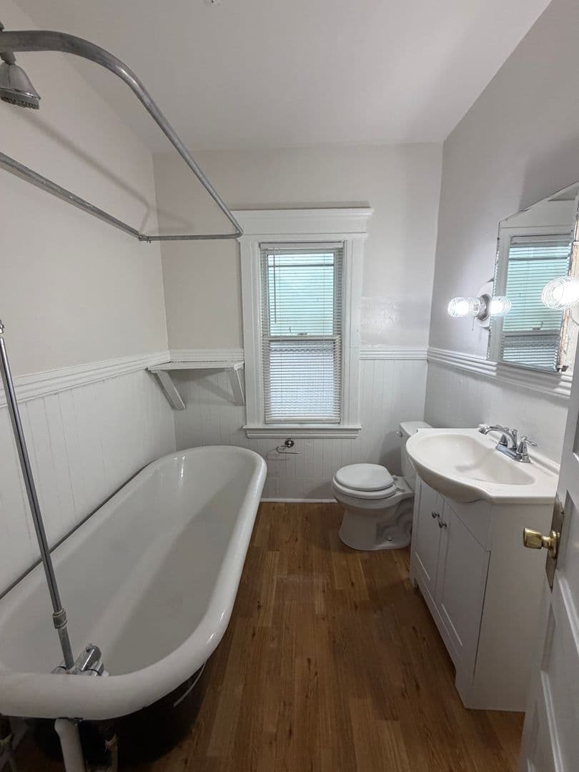 Syracuse Apartment: 420-422 Douglas Street