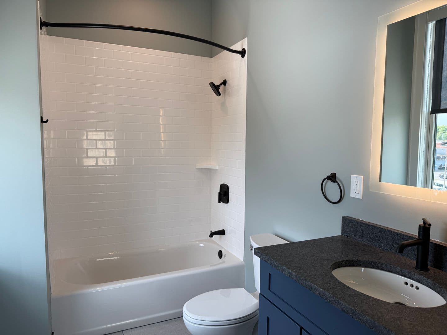Utica Apartment: 239 Genesee Street
