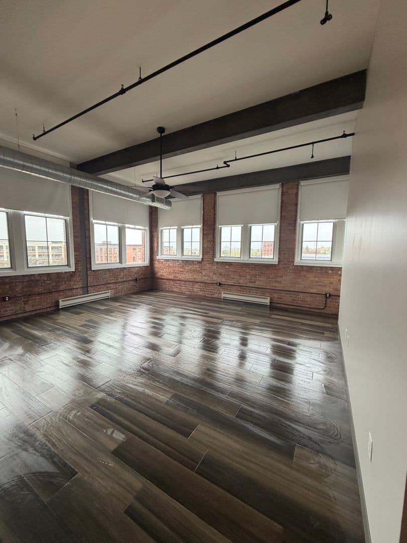 Syracuse Apartment: 102 West Division Street