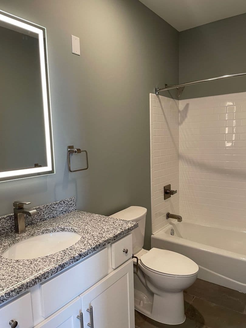Utica Apartment: 600 State Street