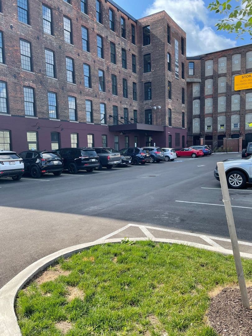 Utica Apartment: 600 State Street