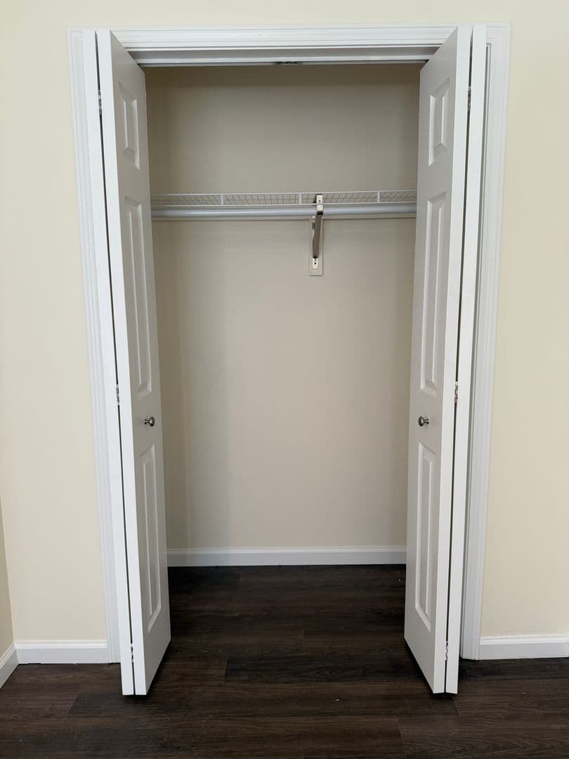 Manlius Apartment: 4671 Brickyard Falls Road