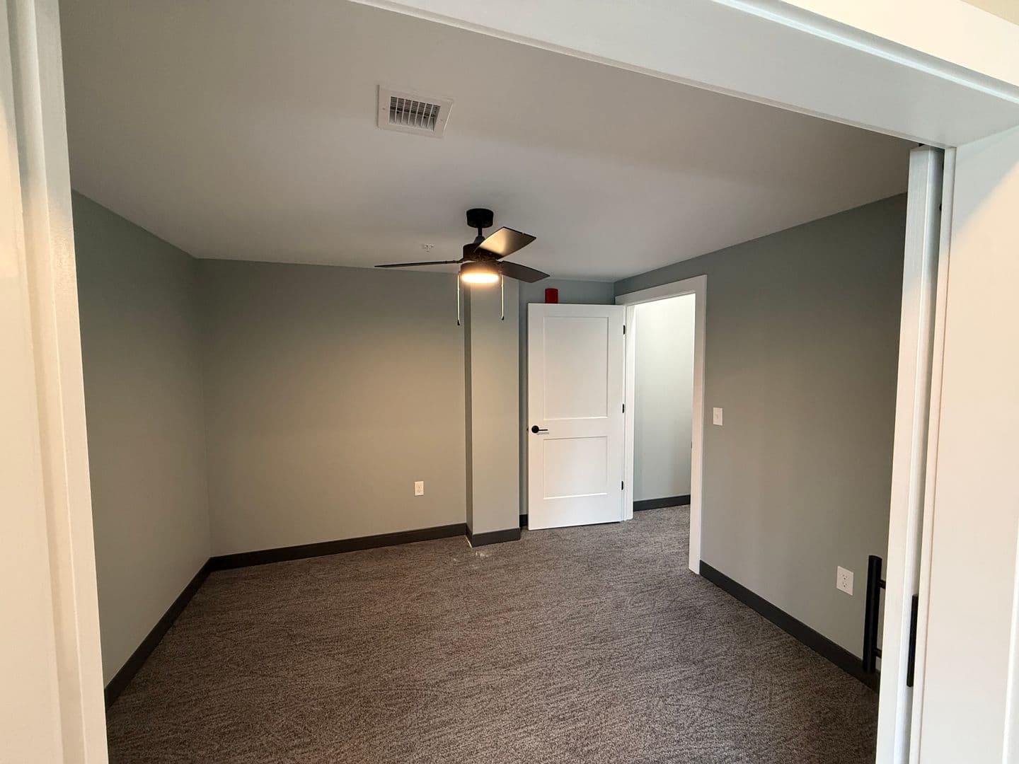 Utica Apartment: 239 Genesee Street