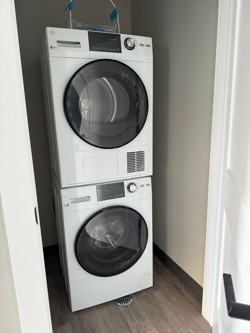 Utica Apartment: 239 Genesee Street