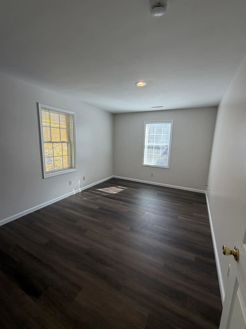 Manlius Apartment: 4671 Brickyard Falls Road