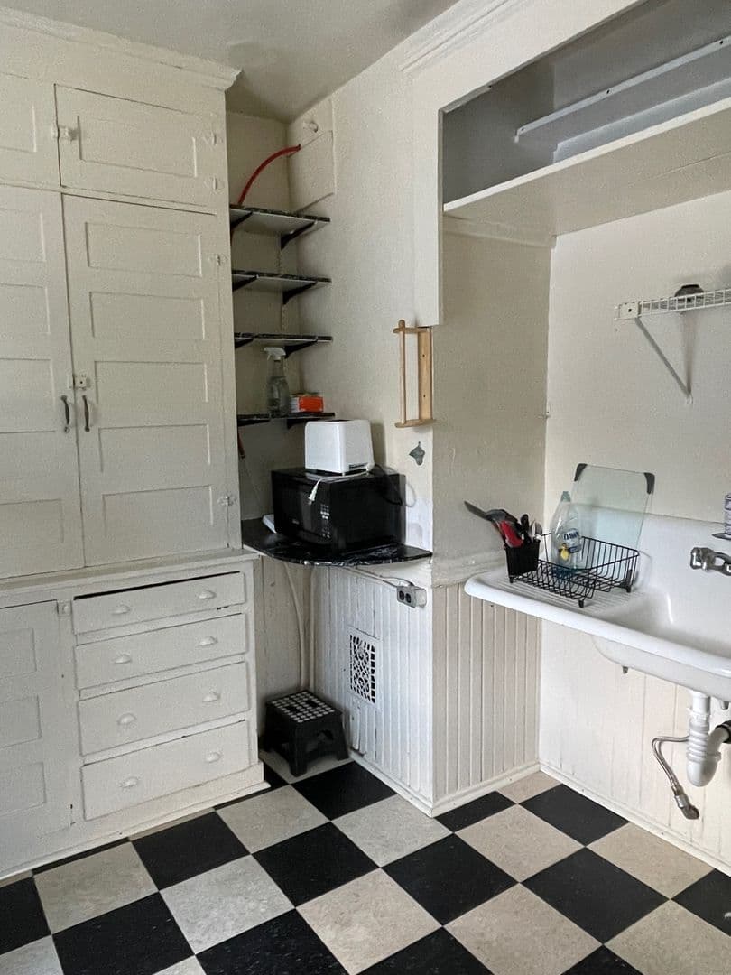 Syracuse Apartment: 106 Clarendon Street