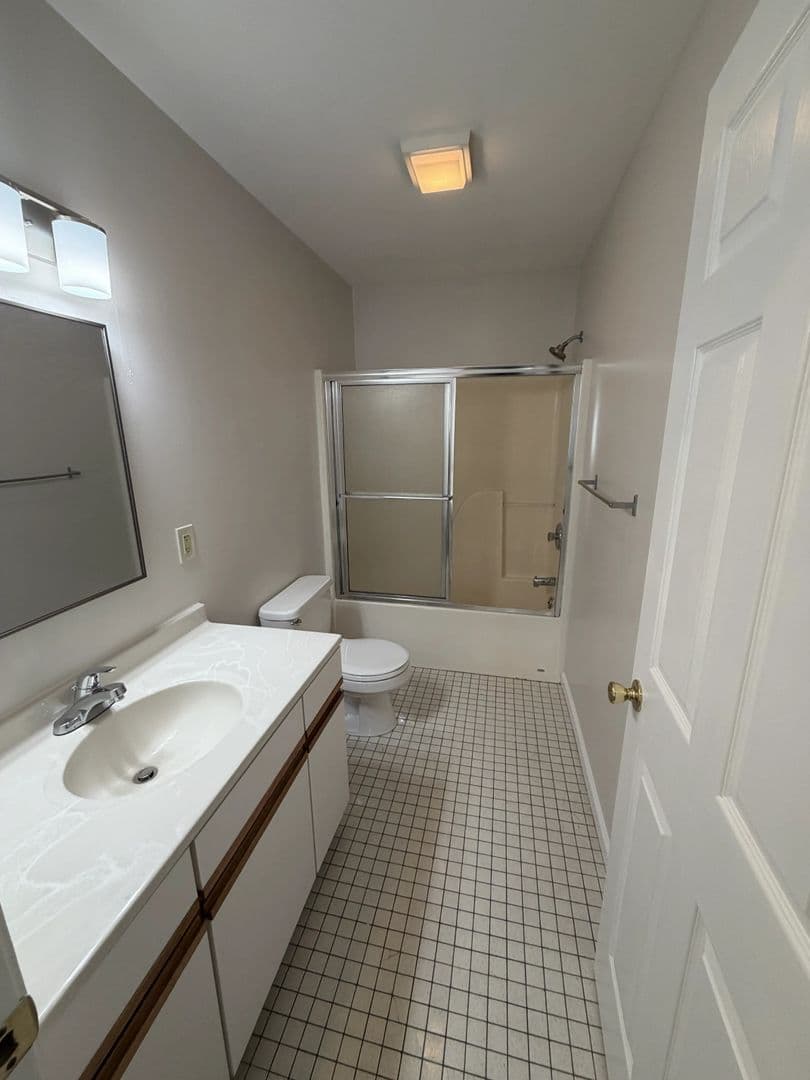 Manlius Apartment: 4671 Brickyard Falls Road
