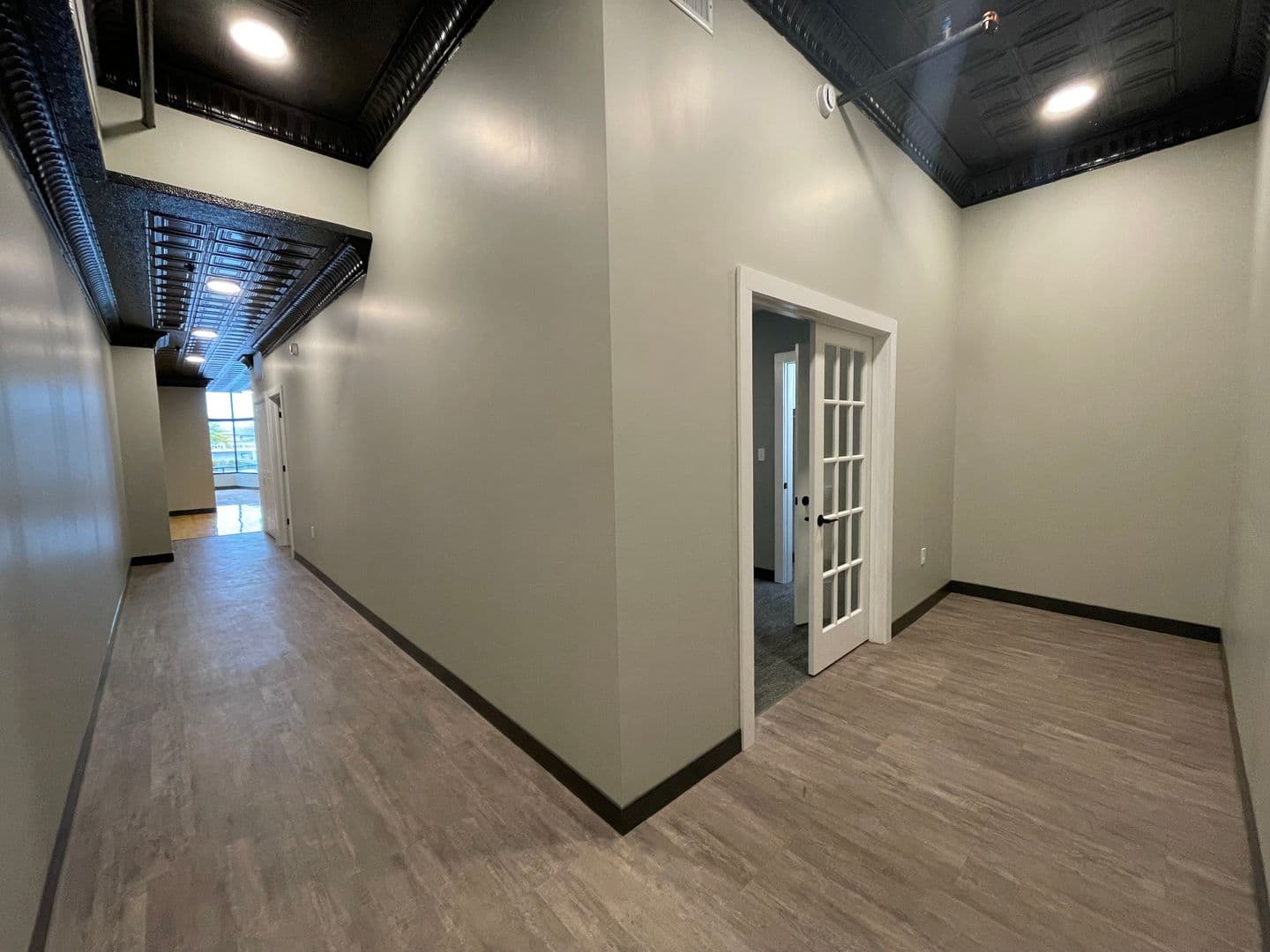 Utica Apartment: 239 Genesee Street
