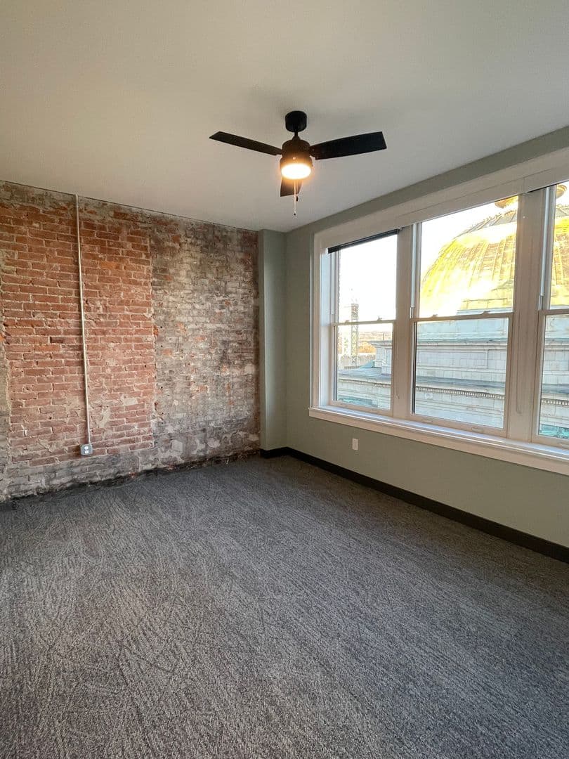 Utica Apartment: 239 Genesee Street