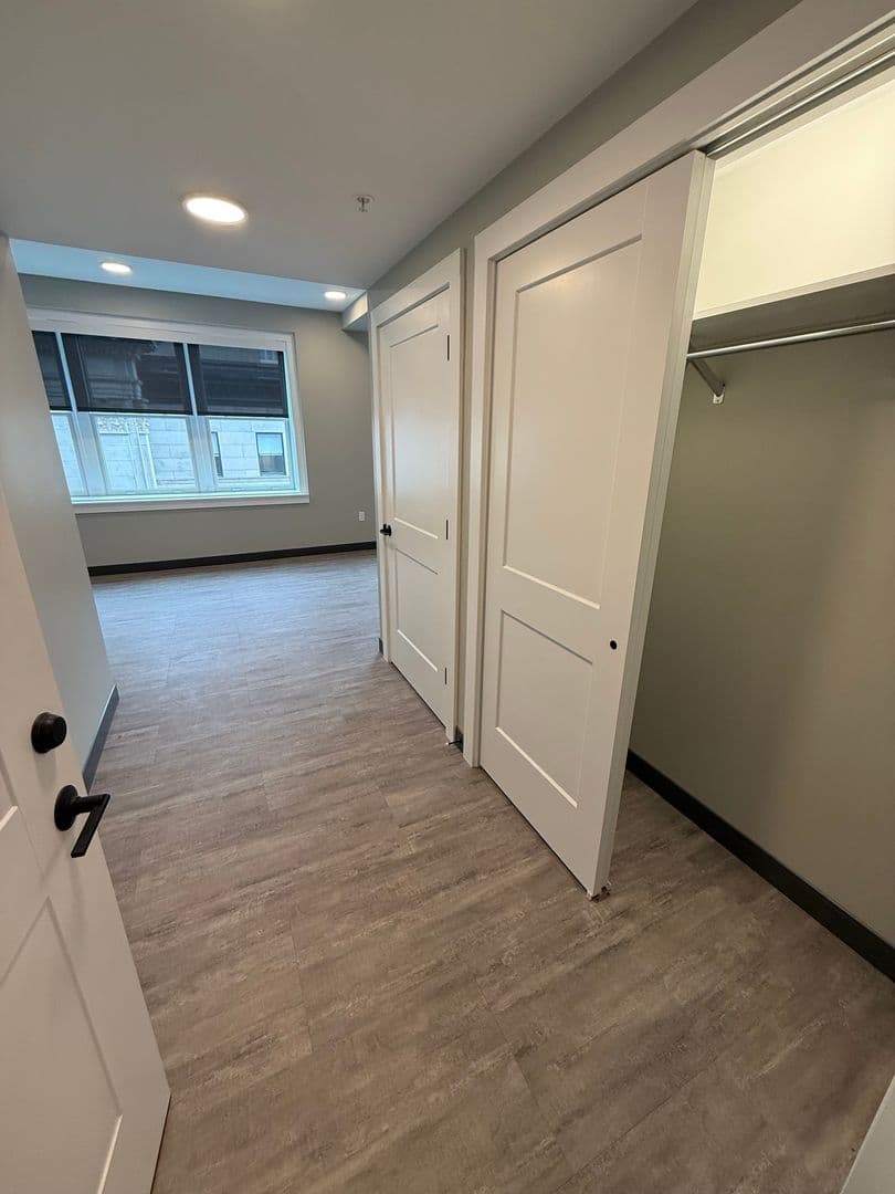 Utica Apartment: 239 Genesee Street