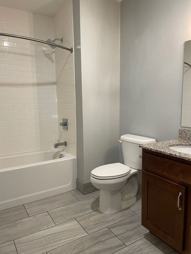 Syracuse Apartment: 102 West Division Street