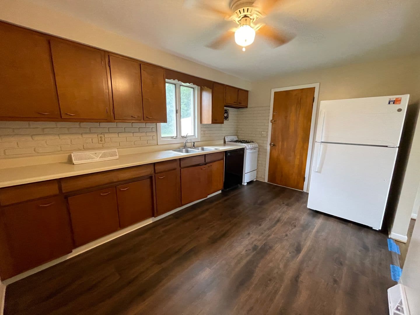 Brewerton House: 5894 McKinley Road
