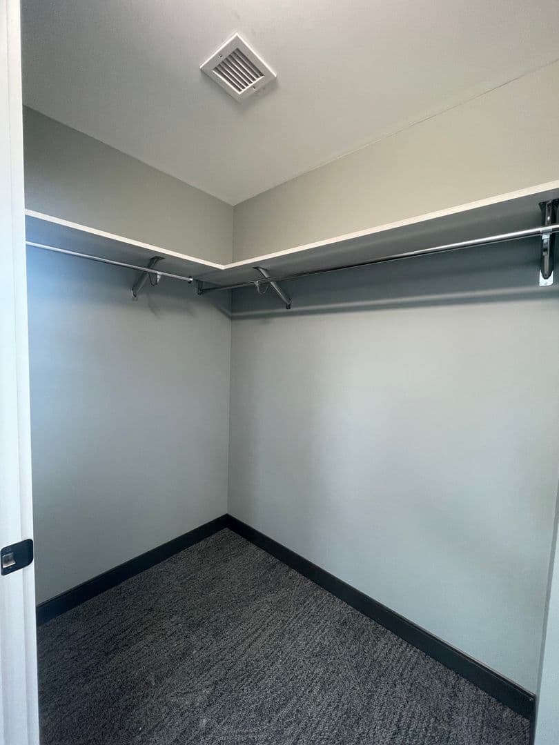 Utica Apartment: 239 Genesee Street