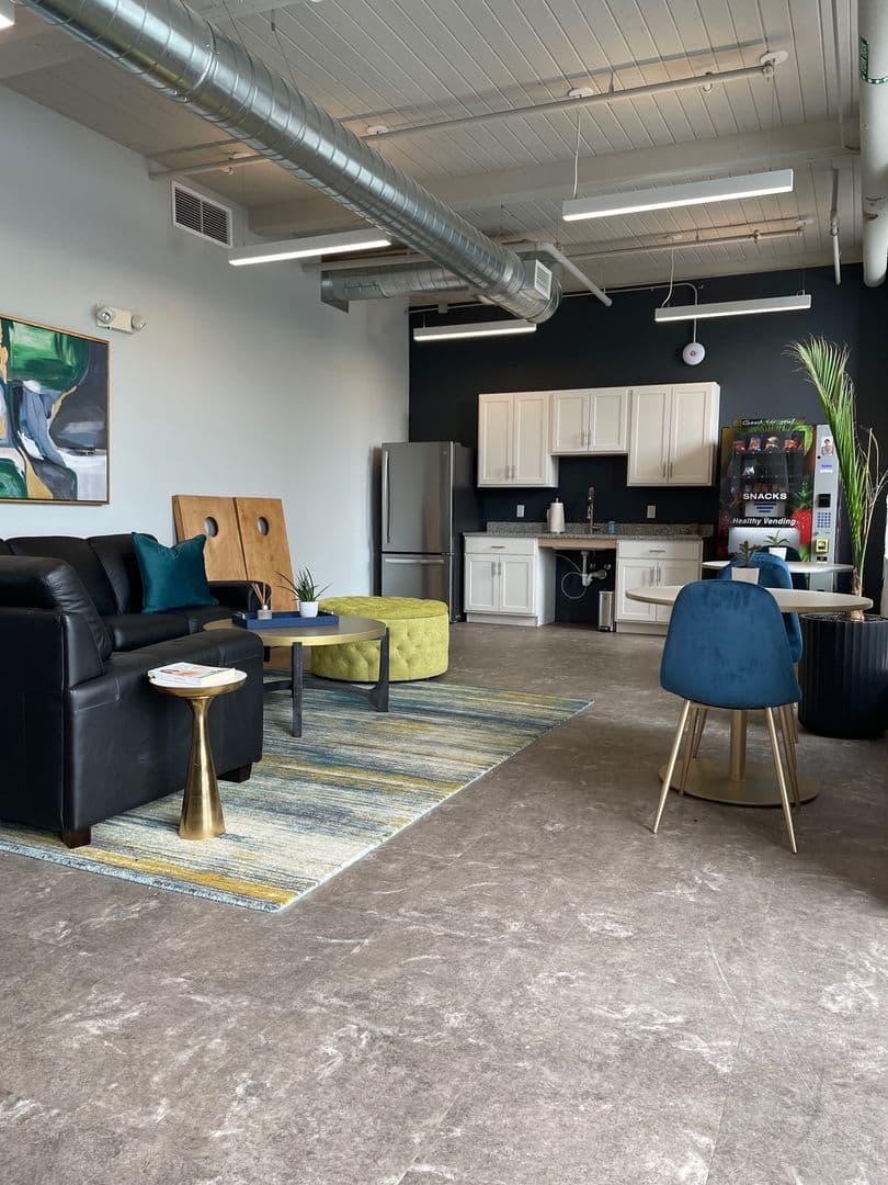 Utica Apartment: 600 State Street