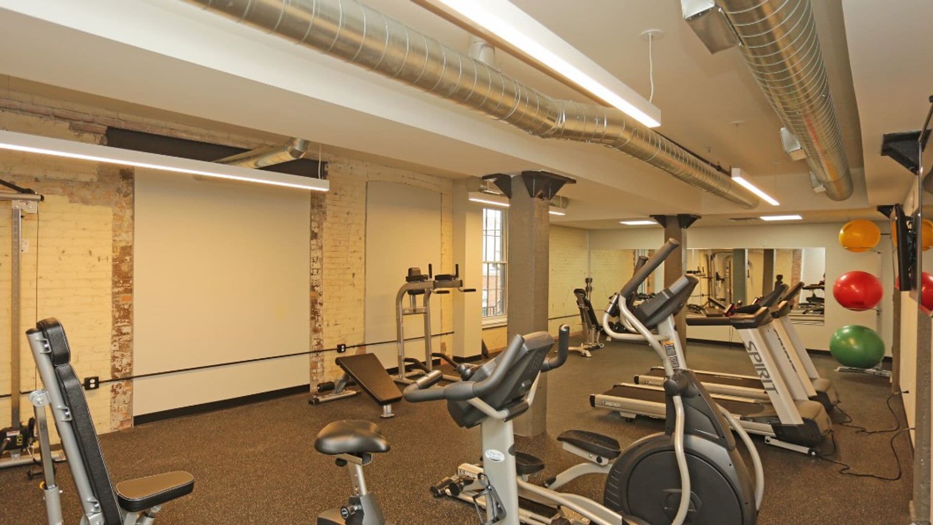 Syracuse Apartment: 102 West Division Street