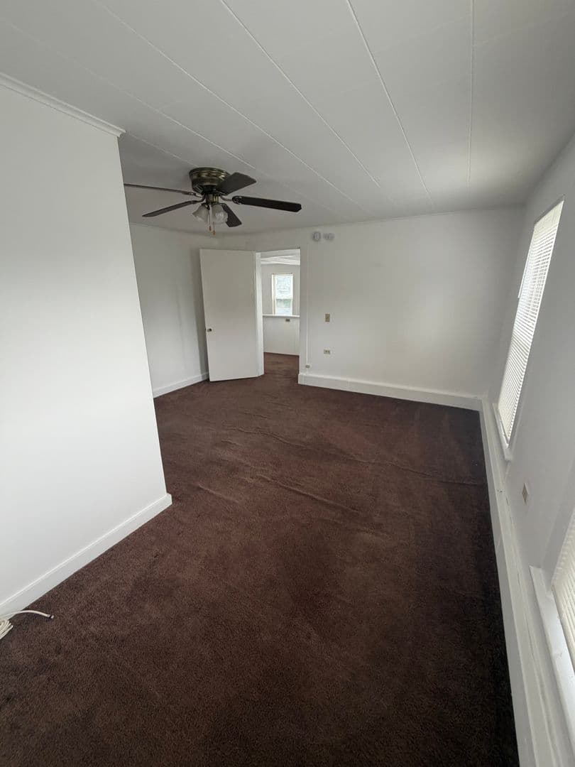 Cicero Apartment: 6395 Lakeshore Road