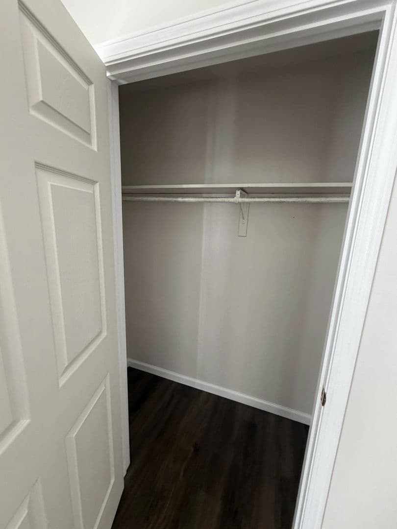 Manlius Apartment: 4671 Brickyard Falls Road