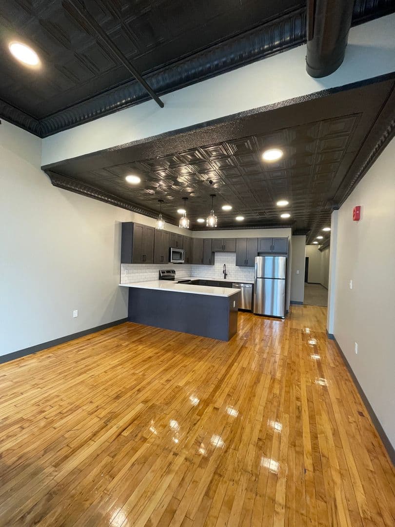 Utica Apartment: 239 Genesee Street