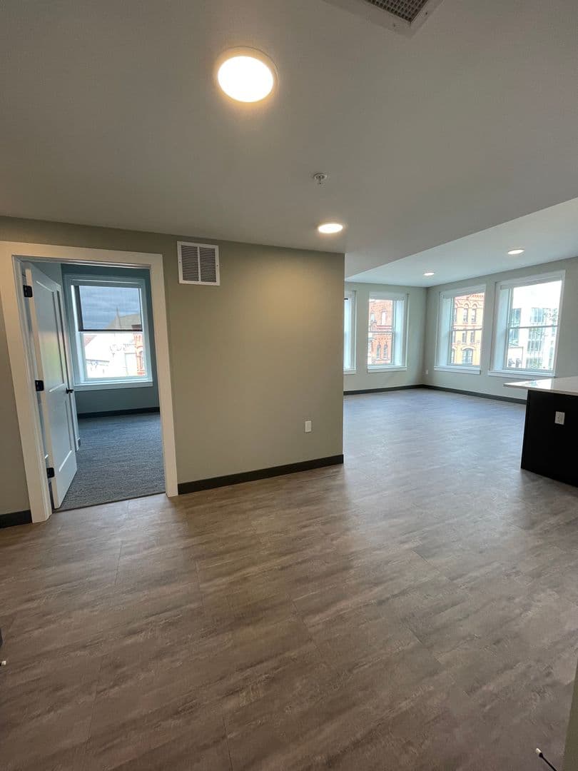 Utica Apartment: 239 Genesee Street