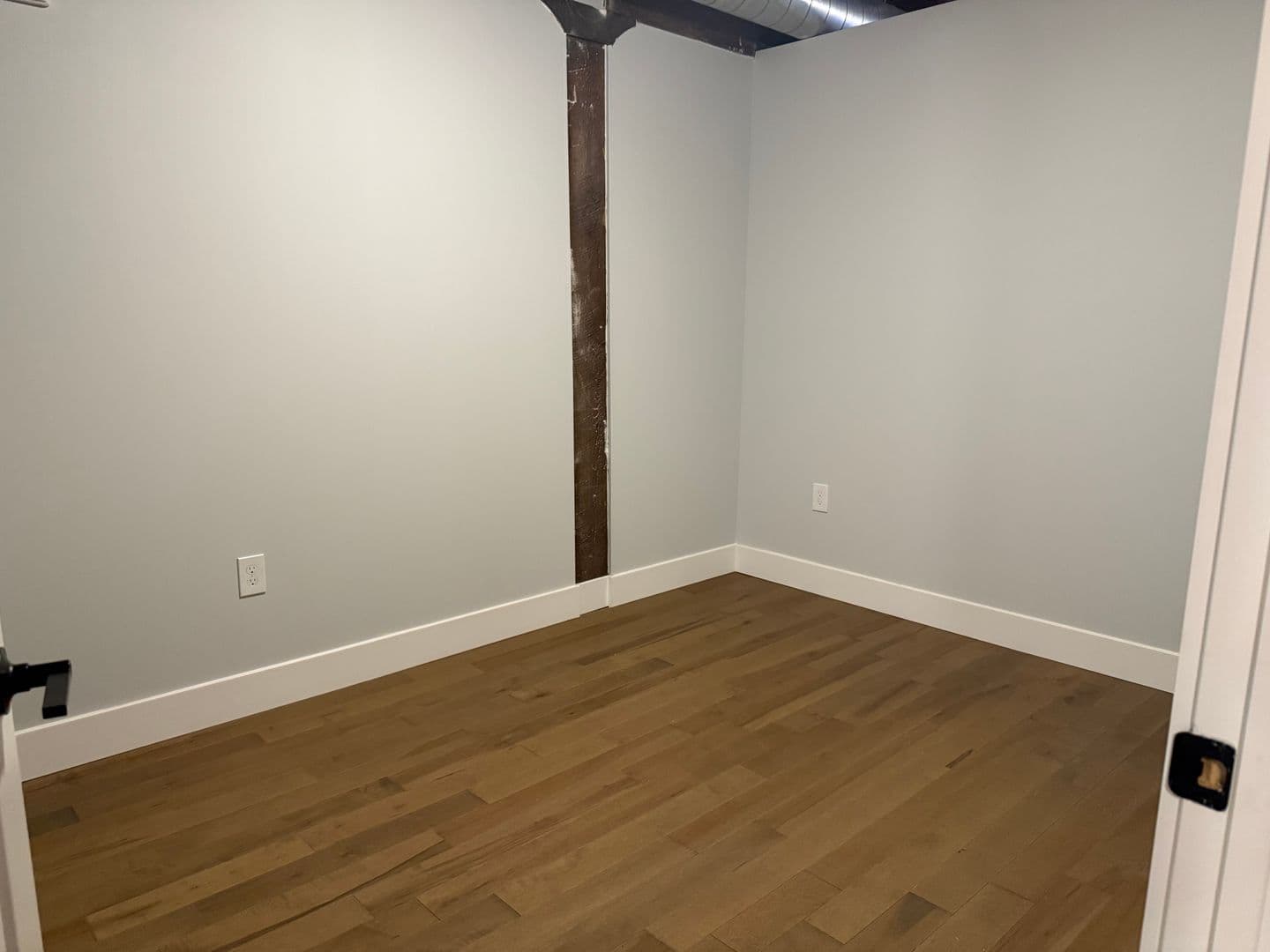 Utica Apartment: 119-137 Hotel Street - 316