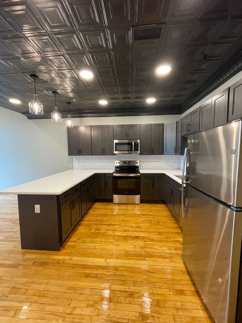 Utica Apartment: 239 Genesee Street