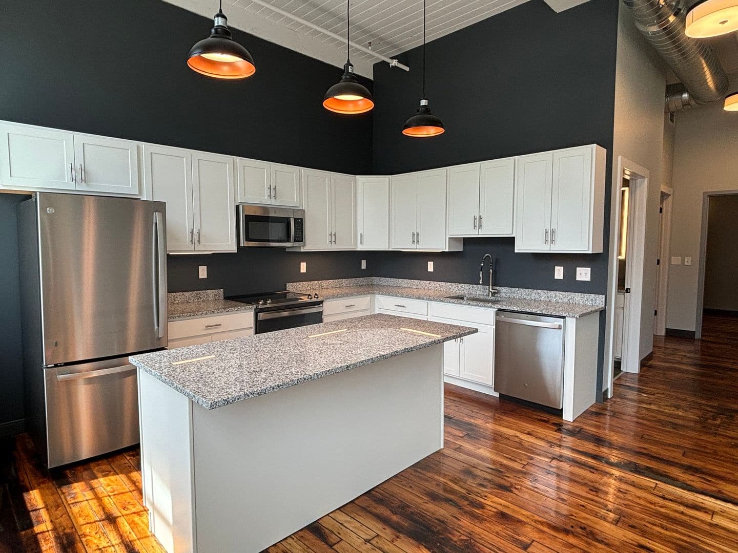 Utica Apartment: 600 State Street