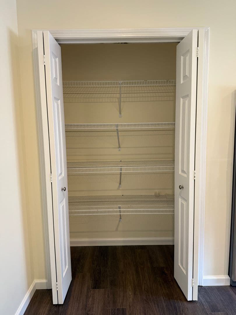 Manlius Apartment: 4671 Brickyard Falls Road