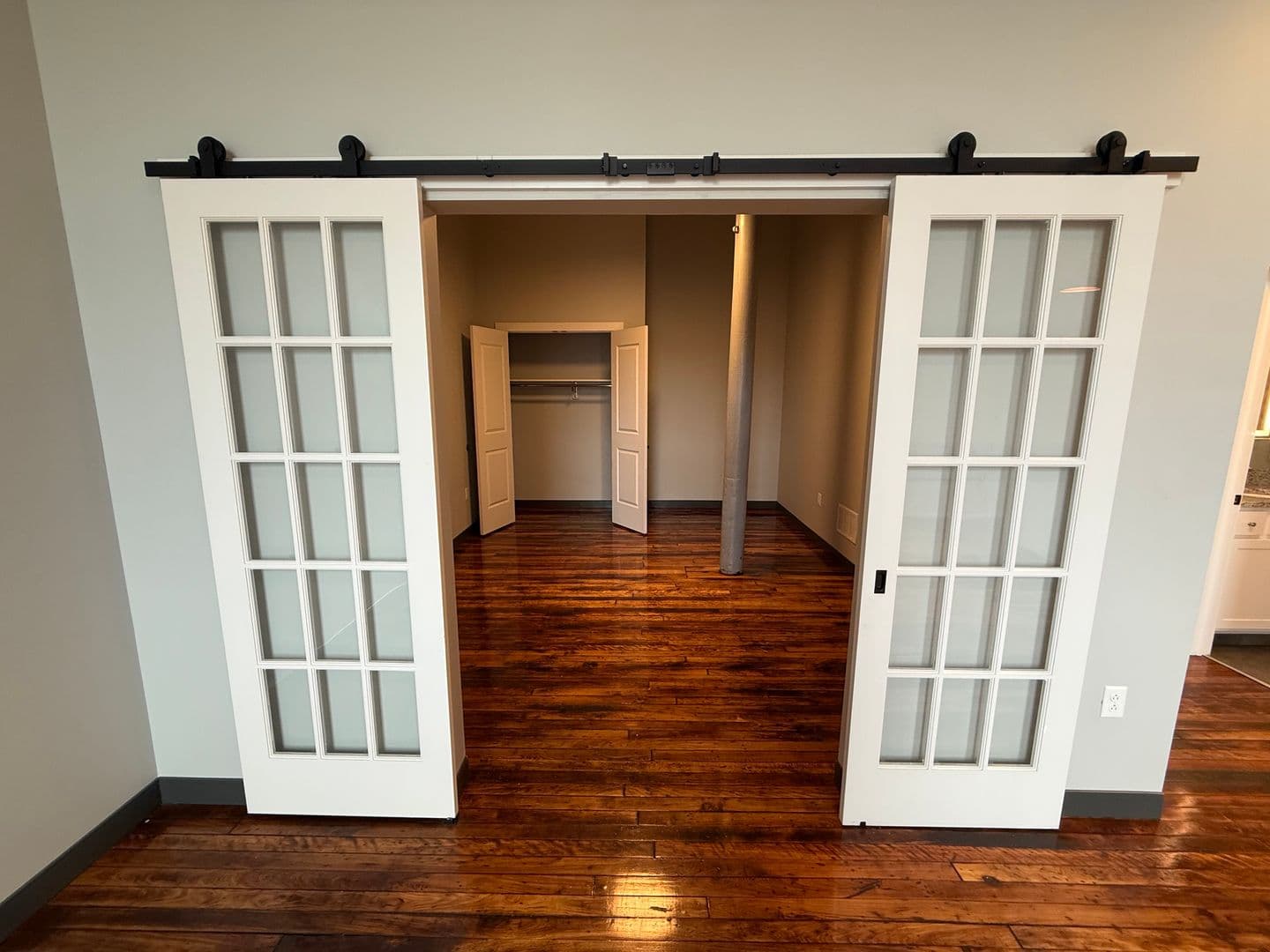 Utica Apartment: 600 State Street