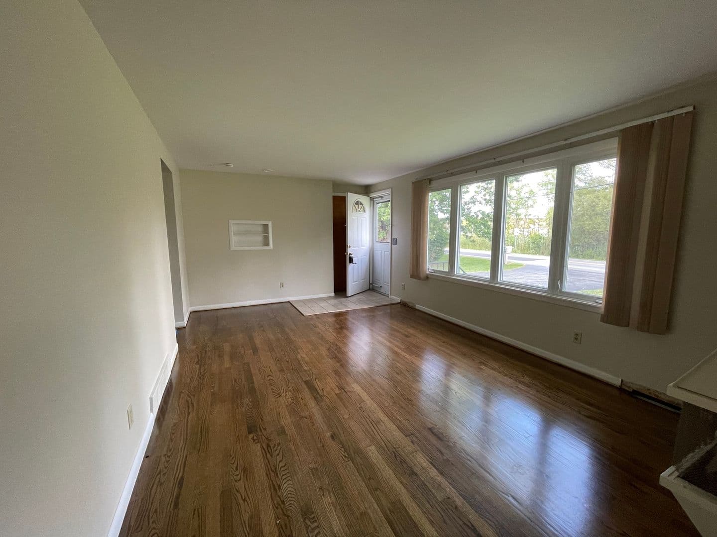 Brewerton House: 5894 McKinley Road