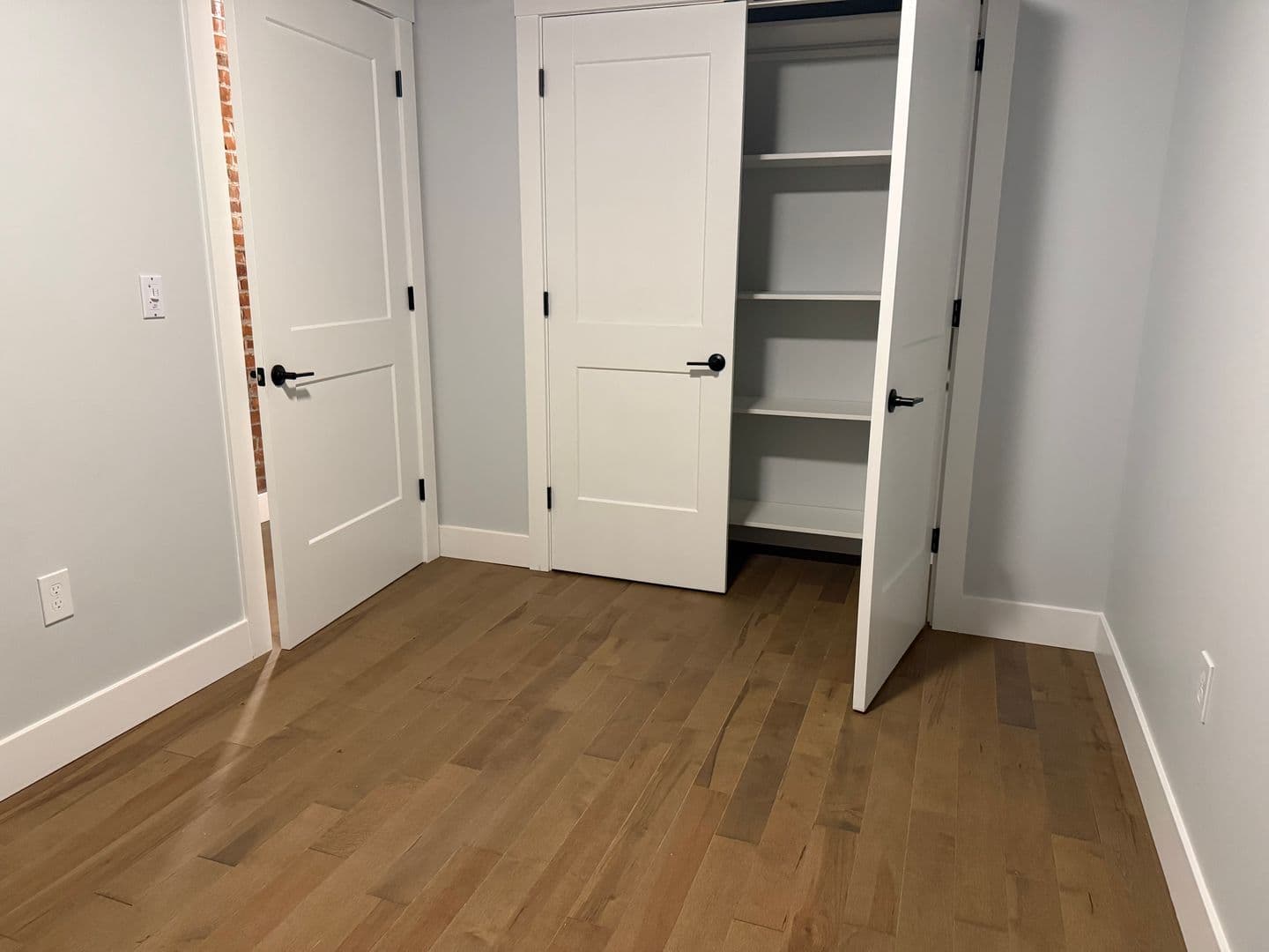 Utica Apartment: 119-137 Hotel Street - 316