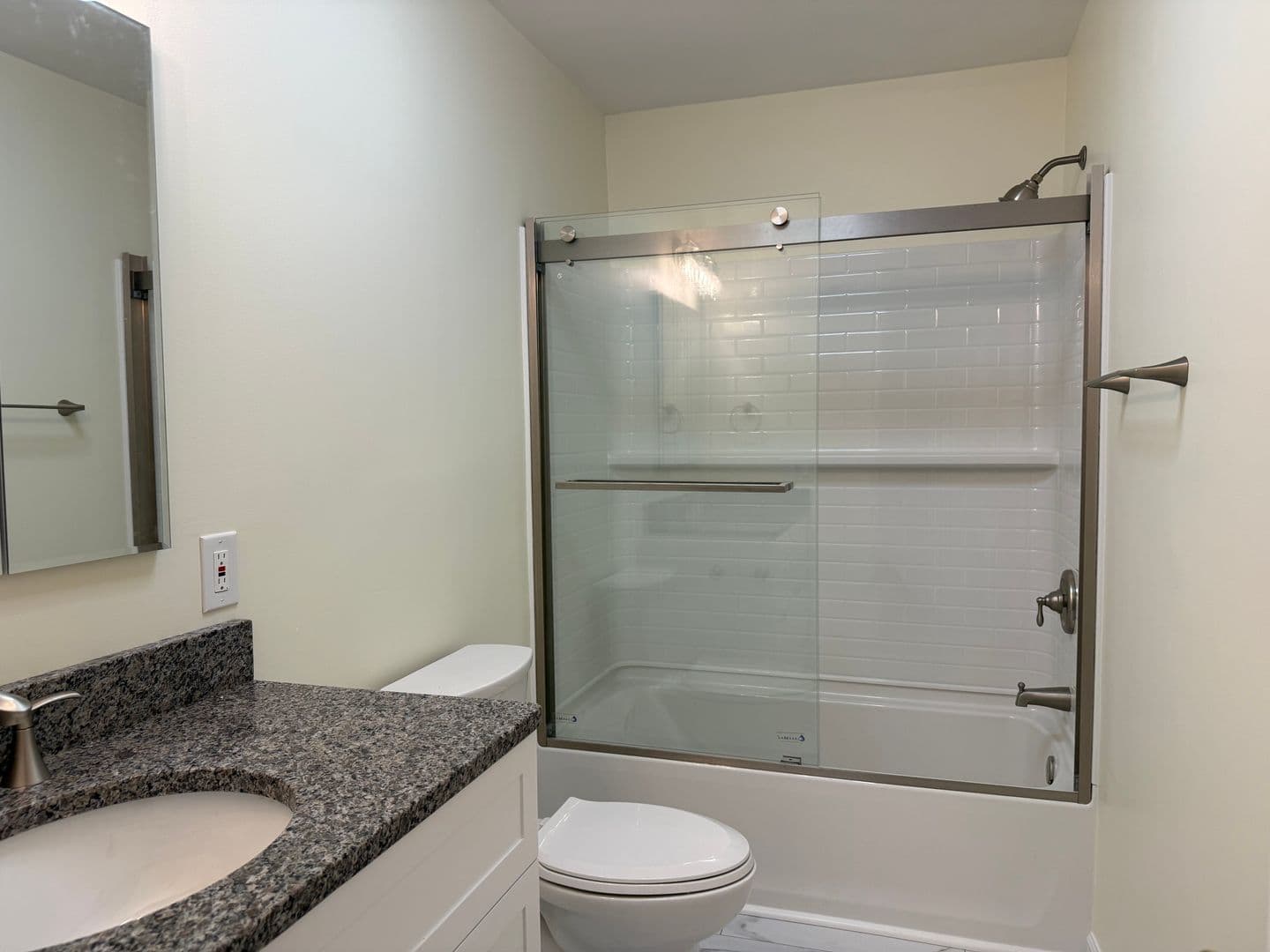 Manlius Apartment: 4671 Brickyard Falls Road
