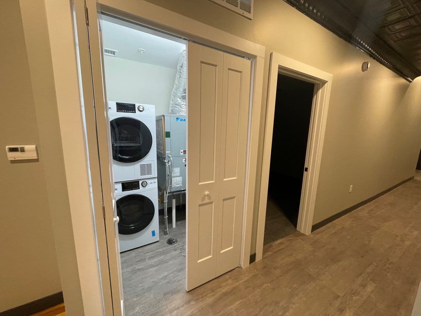 Utica Apartment: 239 Genesee Street