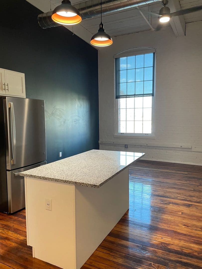 Utica Apartment: 600 State Street