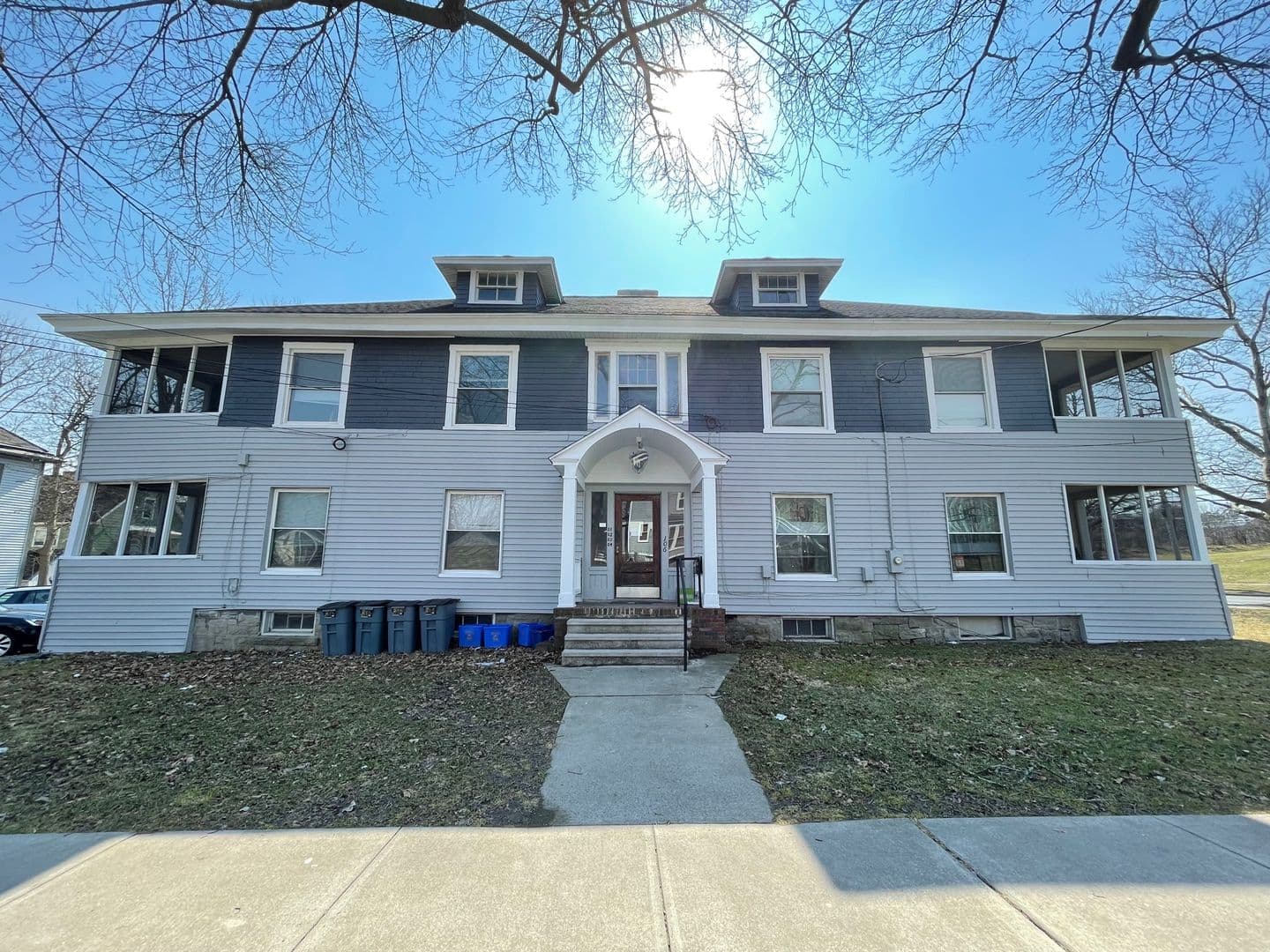 Syracuse Apartment: 106 Clarendon Street
