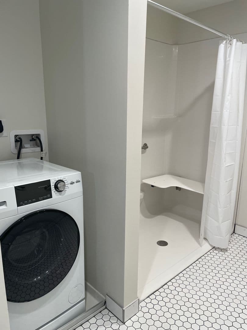 Utica Apartment: 70 Genesee Street